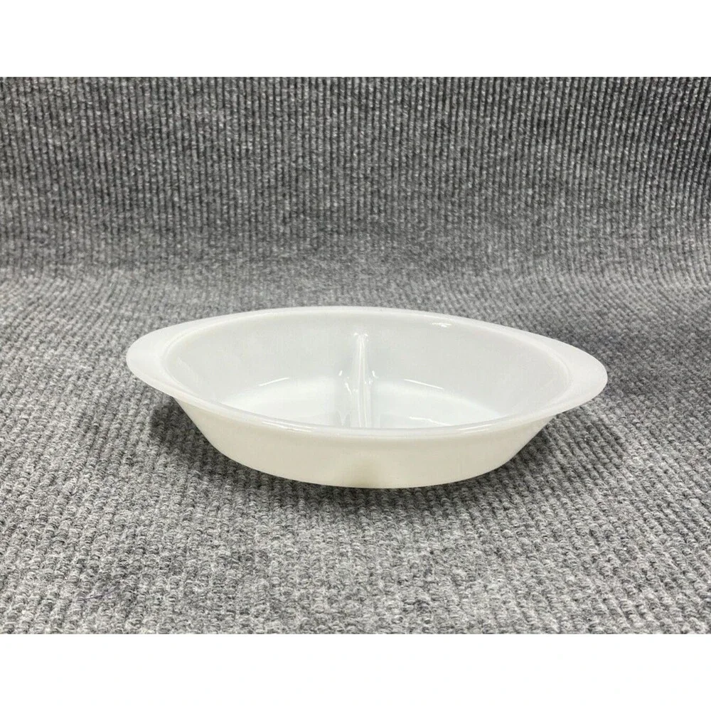 Vintage GLASBAKE Divided Dish Milk Glass Baking Casserole‎ J2352 USA Made 12x9